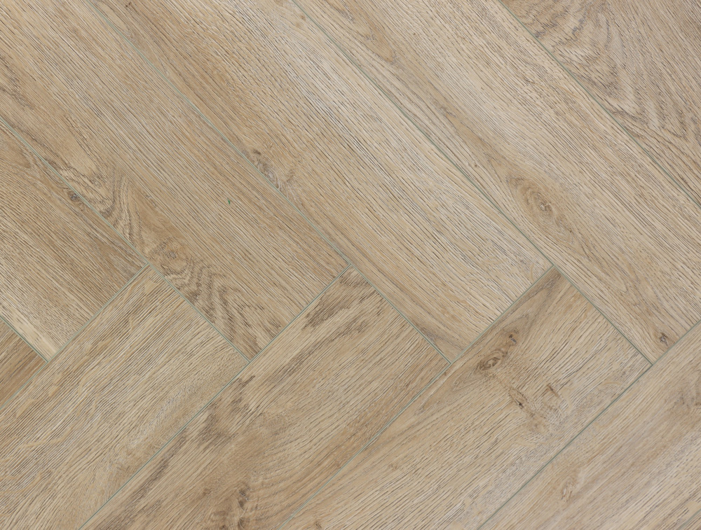 Кварцвиниловый SPC ламинат Cronafloor Herringbone Дуб Лилль H007 венгерская елка 640×128×4,5